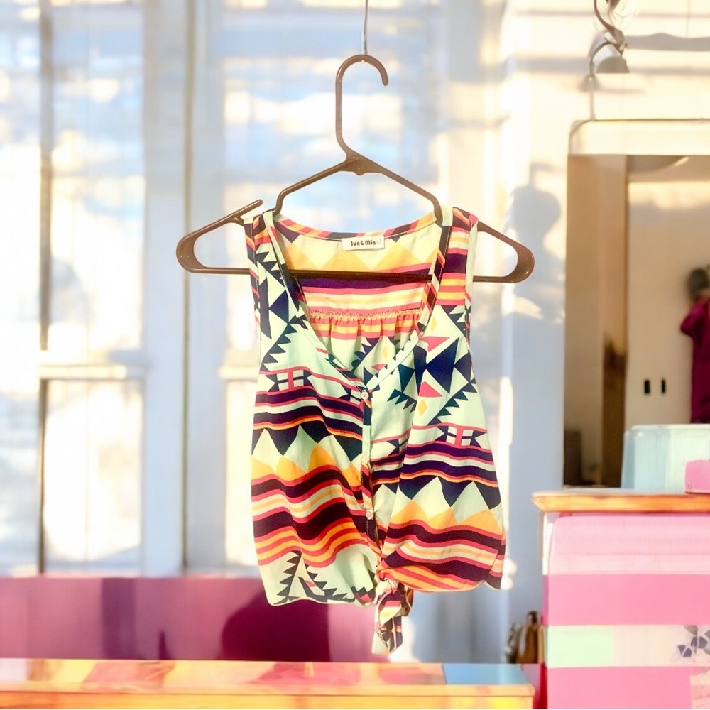 Colorful Geometric Crop Top